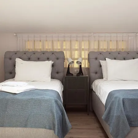 ホテル Stil Old Town Boutique ブカレスト